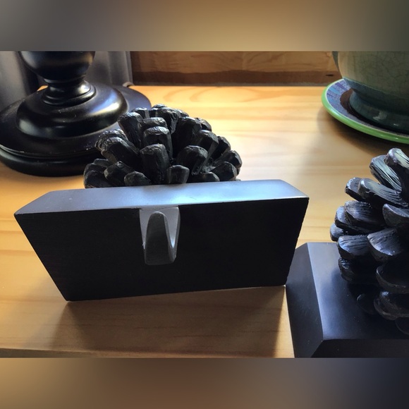 Metal Pine Cone Stocking Hangers - Picture 2 of 4